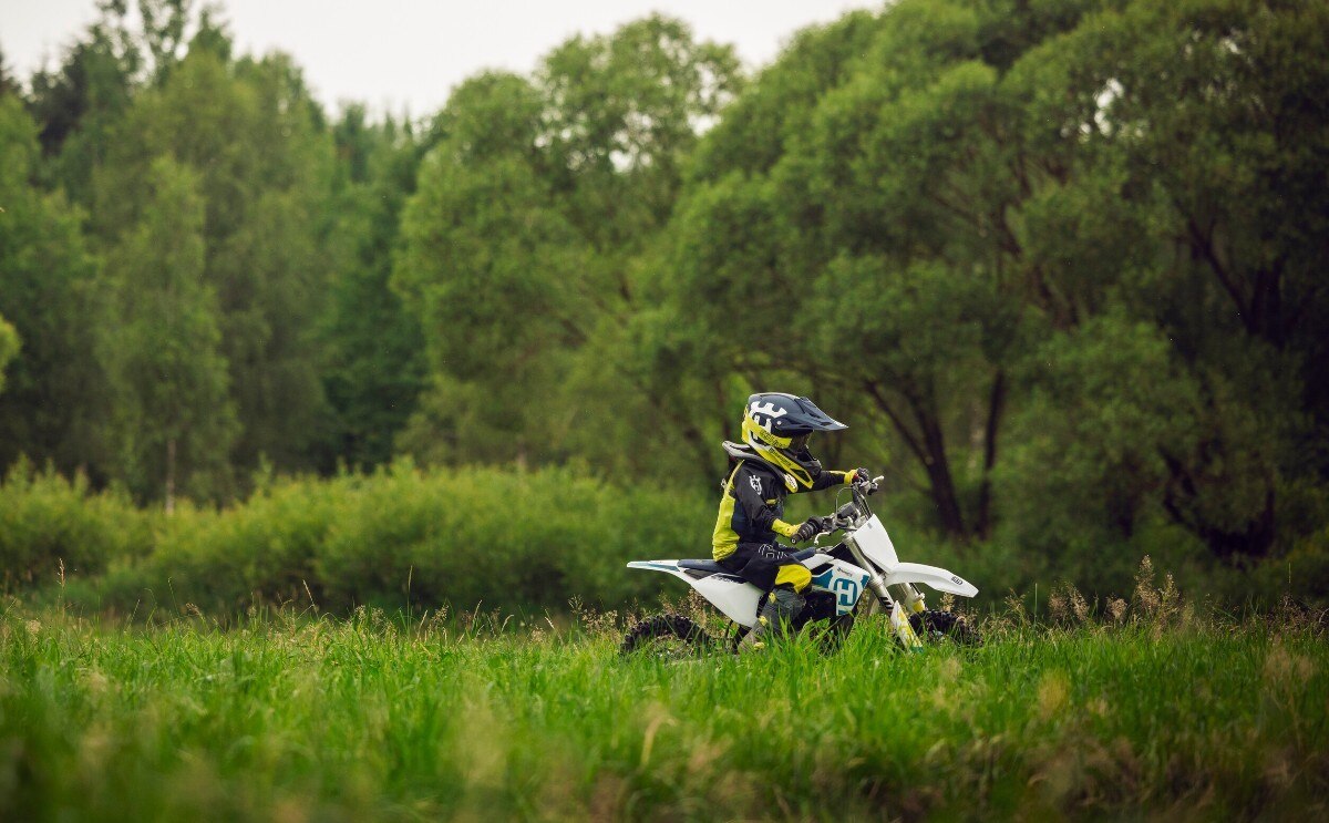 Husqvarna presenta la nuova gamma E-Minicycle 2023